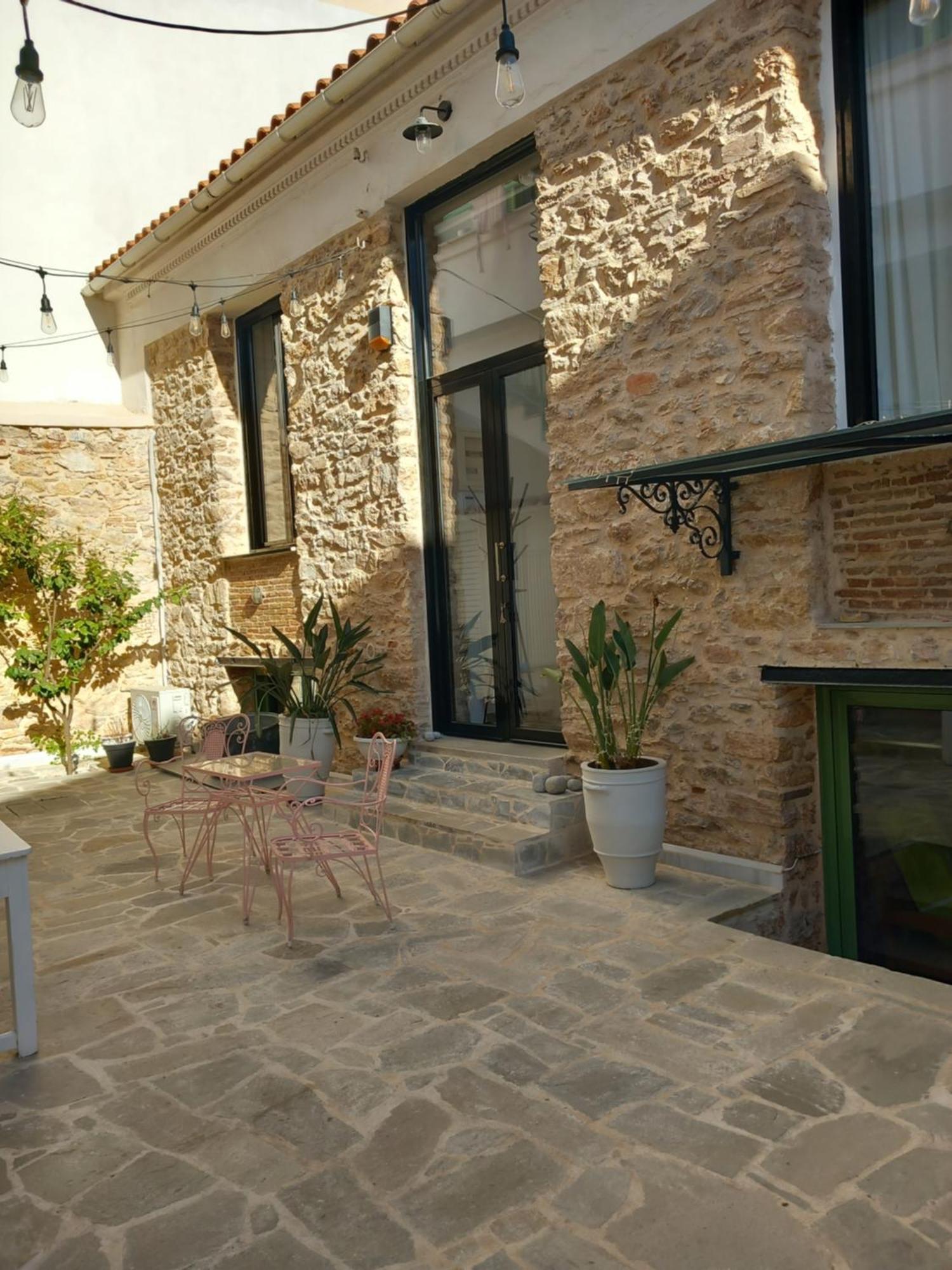 Stoa House Airport Apartment Koropion Bagian luar foto