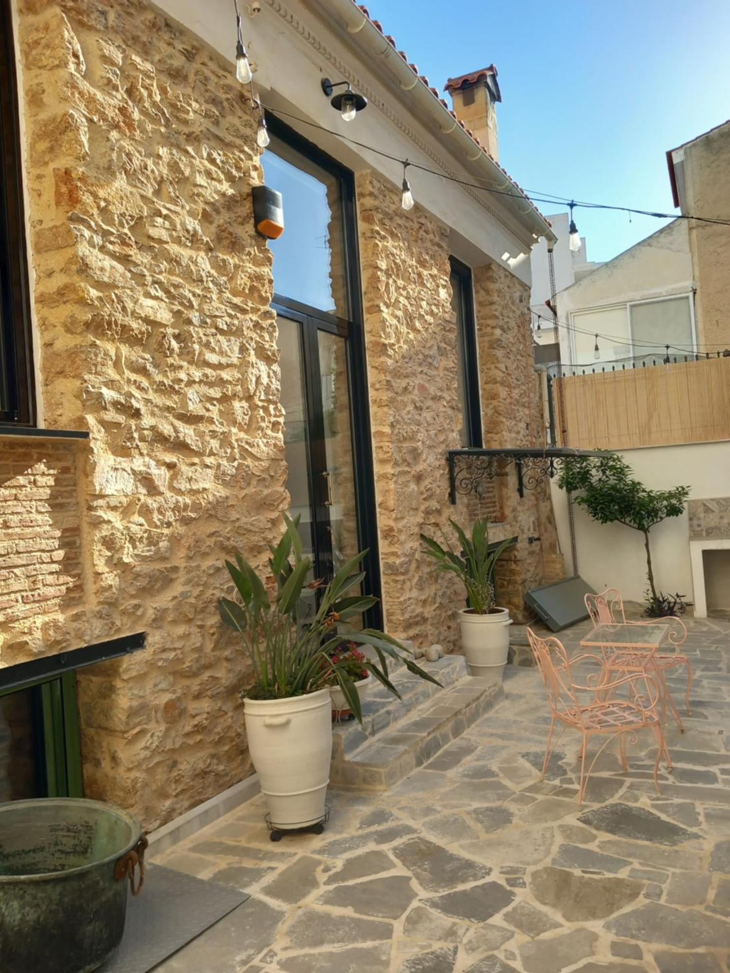 Stoa House Airport Apartment Koropion Bagian luar foto