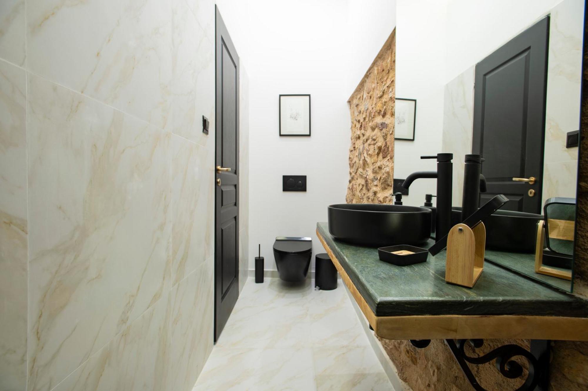 Stoa House Airport Apartment Koropion Bagian luar foto