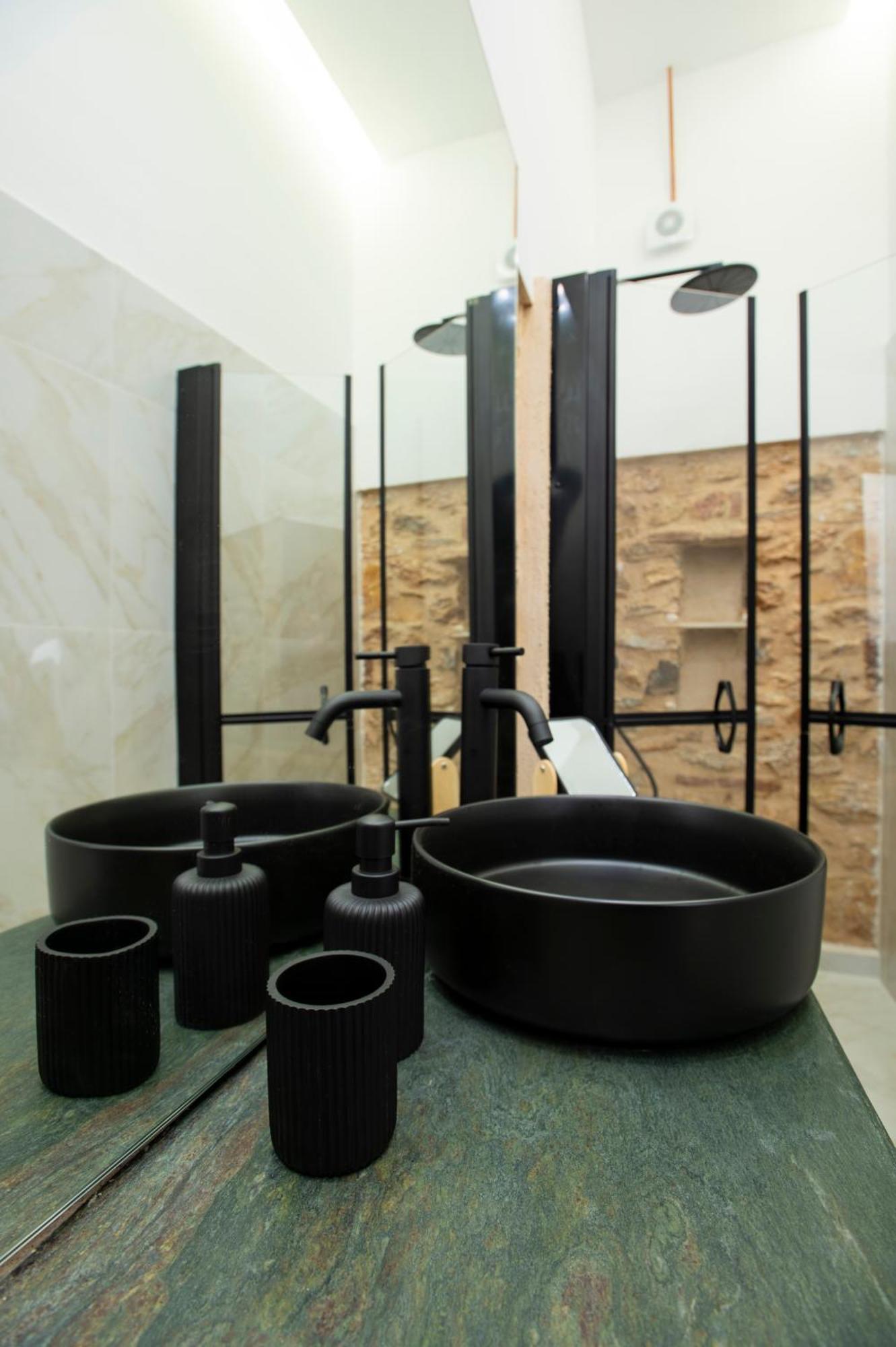 Stoa House Airport Apartment Koropion Bagian luar foto