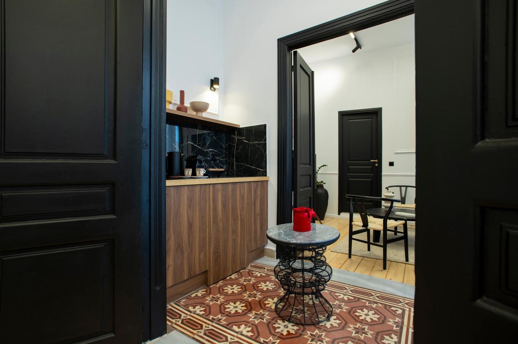 Stoa House Airport Apartment Koropion Bagian luar foto